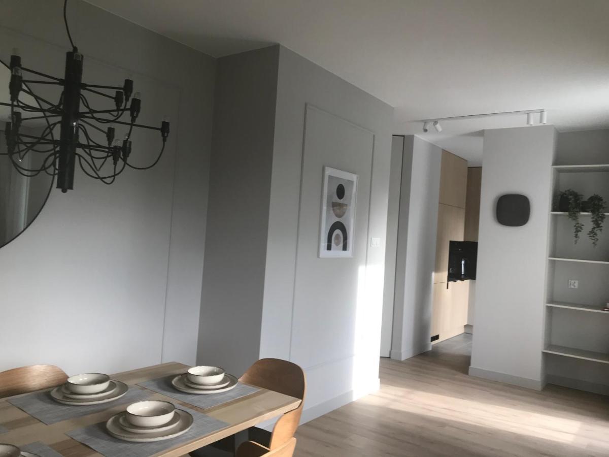 Ferienwohnung Apartament W Ogrodach Tesoro Gdynia Exterior foto